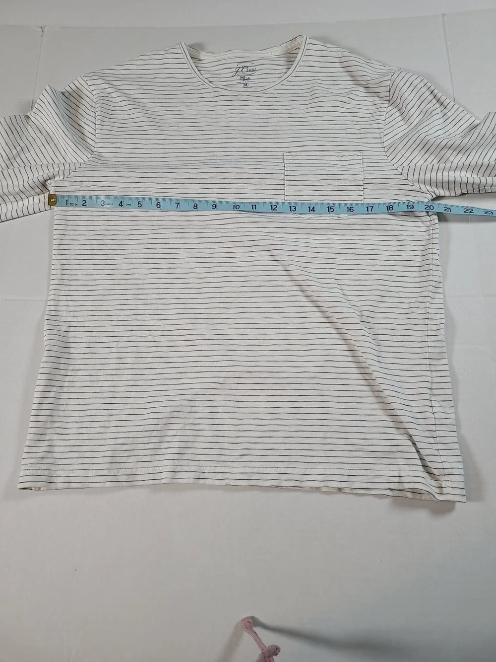 J. Crew Knit Goods Stylish Light Gray & White Striped Long-Sleeve Tee M Pocket